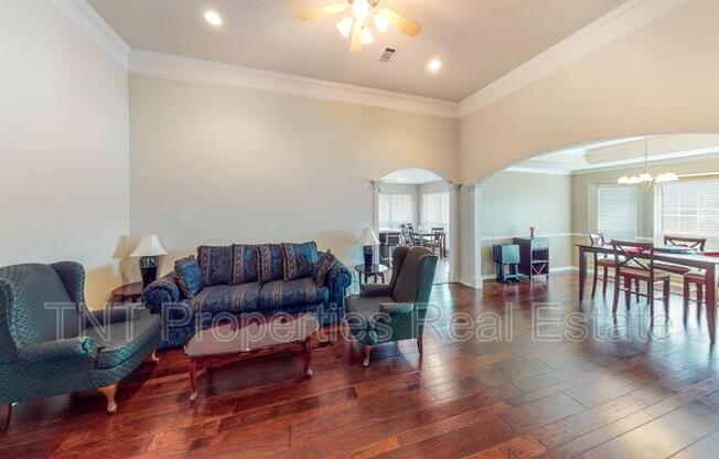 1408 DAYTON CT