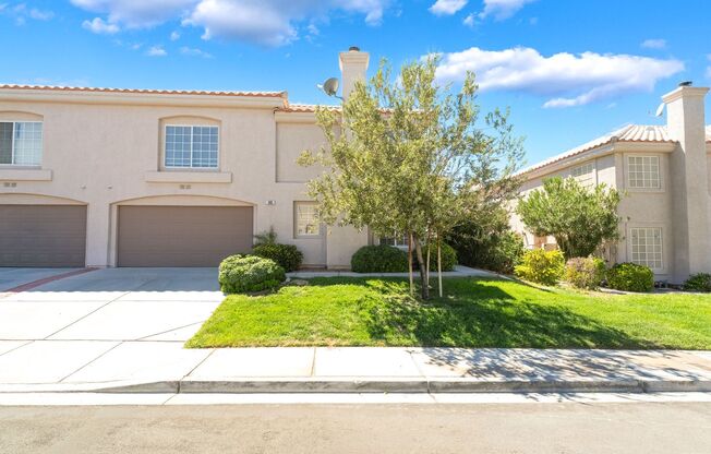 Welcome to 505 Escoto Place — a beautiful 3 bed/2.5bath townhome nestled in the desirable Henderson area!