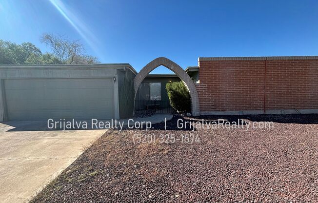 Large Eastside 4 Bedroom, 2 Bath House for Rent (Tanque Verde/Pantano)