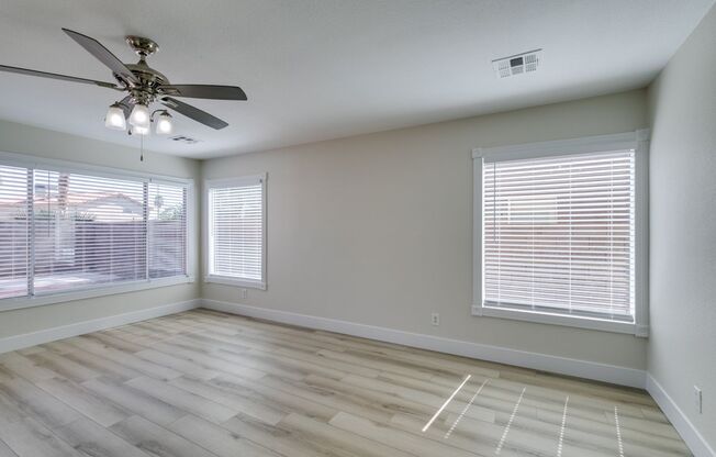 WHITNEY RANCH FRESHLY UPDATED 4 BEDROOM HOME WITH LARGE BACKYARD