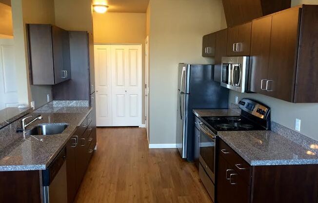 2 beds, 2 baths, 952 sqft, $1,650, Unit 134