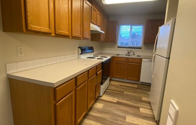 3 beds, 2 baths, $1,950, Unit #A