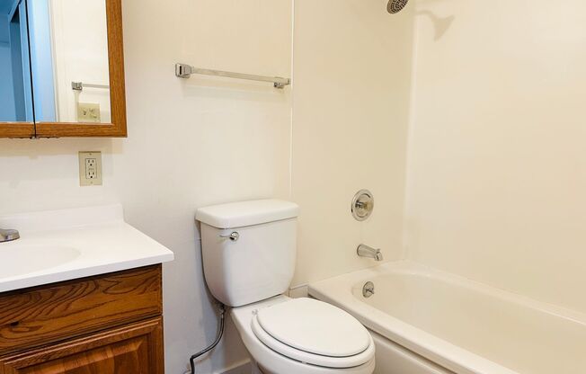 1 bed, 1 bath, 619 sqft, $1,625, Unit 206