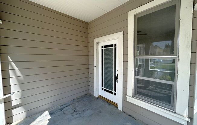 Olive Ave. - 120 W.