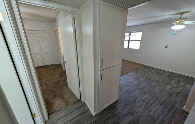 2 beds, 1 bath, $1,550, Unit Unit 303A