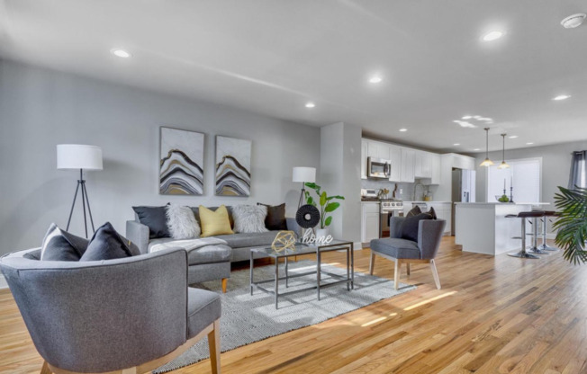 2 Bedroom House Available With 2 car parking Northern Liberties