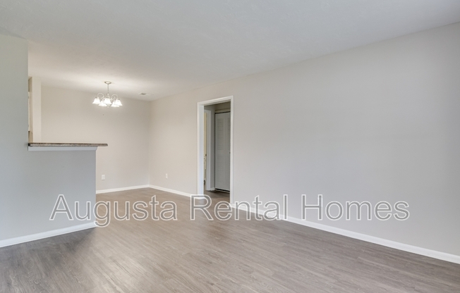 2515 CTR W PKWY