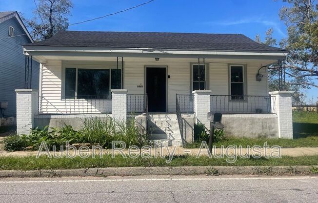 1015 8 ST