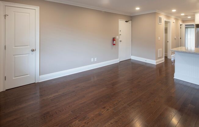 1 bed, 1 bath, 720 sqft, $2,595, Unit 59C