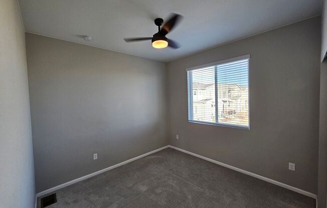 3 beds, 2.5 baths, $2,600, Unit UNIT 1