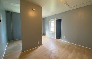 Studio, 1 bath, $700, Unit 3