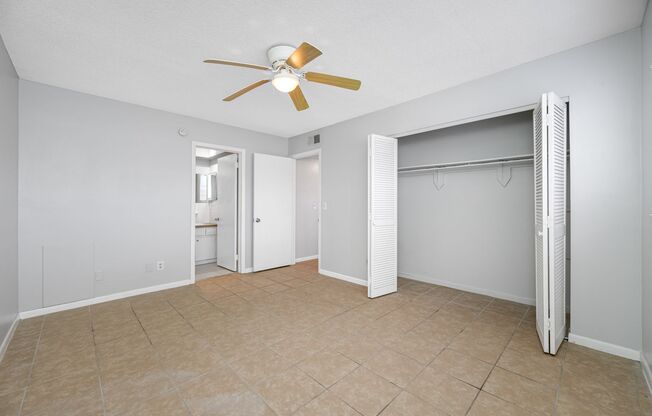 2 beds, 1.5 baths, 1,000 sqft, $1,345, Unit 50-07