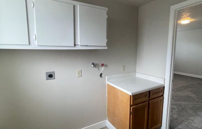 3 beds, 1 bath, $1,950