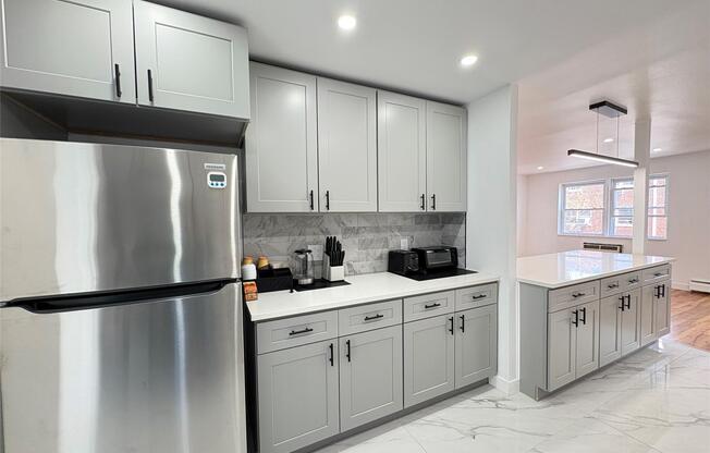 1041 E 80 ST