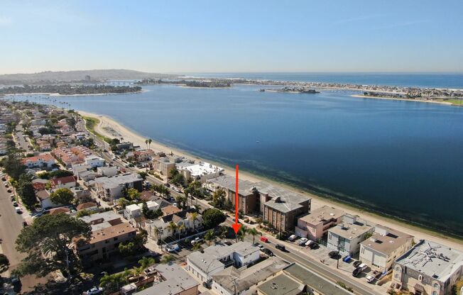 *OPEN HOUSE: 12/21 3-4PM* Live 1 BLOCK from the Bay in this Pacific Beach 2 Bedroom!