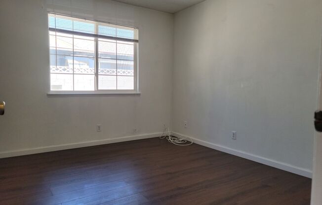 4 beds, 2 baths, $2,500
