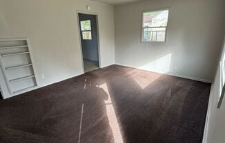 2 beds, 1 bath, $790