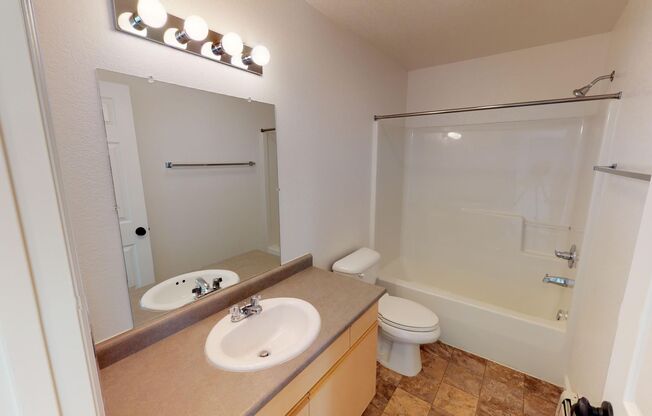 3 beds, 2 baths, 1,120 sqft, $1,615, Unit 4310-11