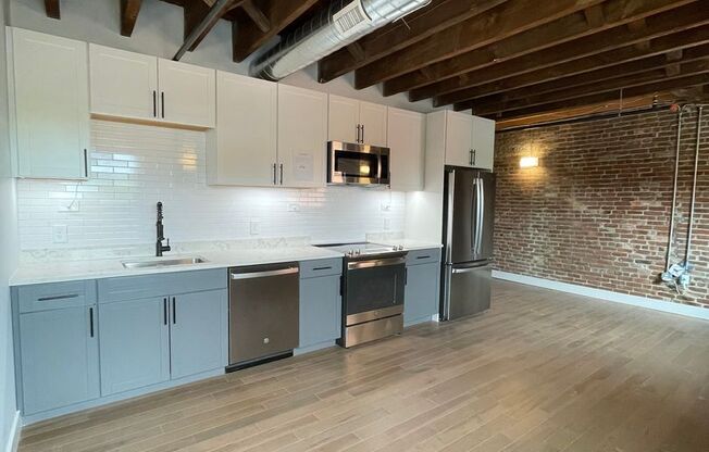 1 bed, 1 bath, 500 sqft, $1,550, Unit 123-207