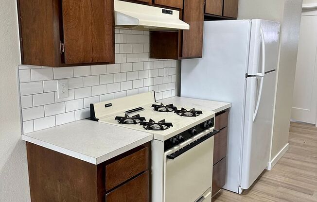 1 bed, 1 bath, 680 sqft, $1,195, Unit 0036