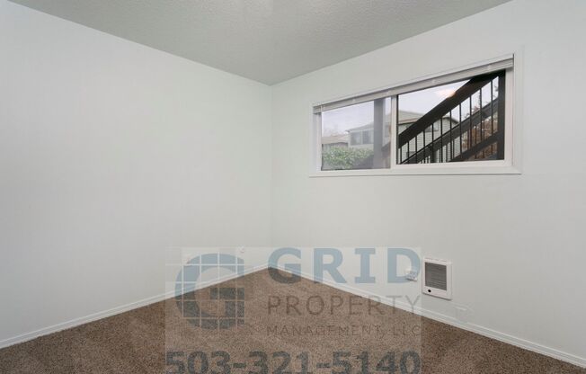 2 beds, 1 bath, $1,695, Unit A