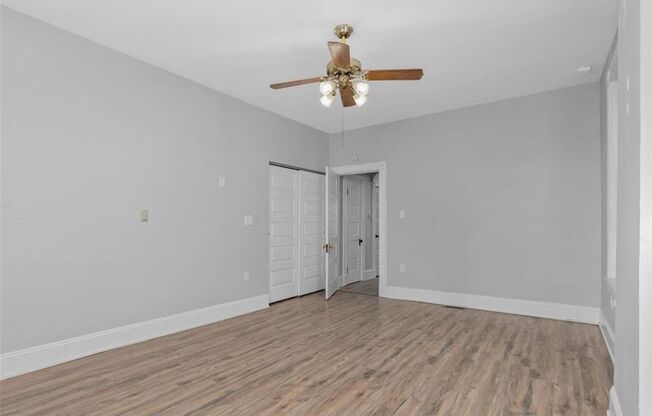 1 bed, 1 bath, 850 sqft, $1,050, Unit Russell Blvd 1830