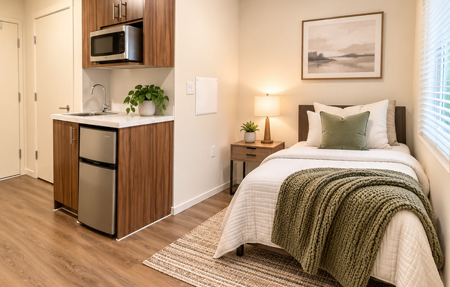 Studio, 1 bath, 175 sqft, $1,150, Unit 206