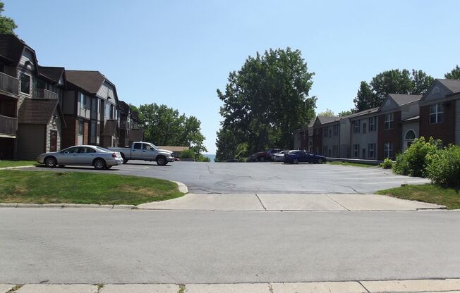 Lake Bluff Apartment Homes