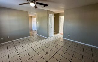 2 beds, 1 bath, $775, Unit UNIT A