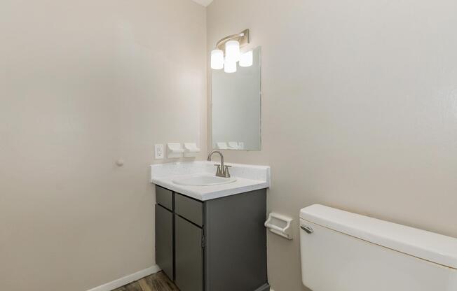 1 bed, 1 bath, 700 sqft, $788