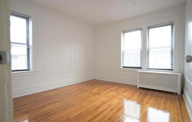 266 4 AVE