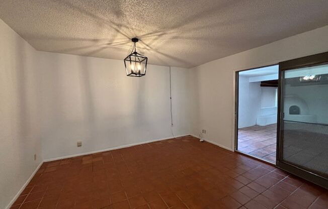 3 beds, 2 baths, $1,950