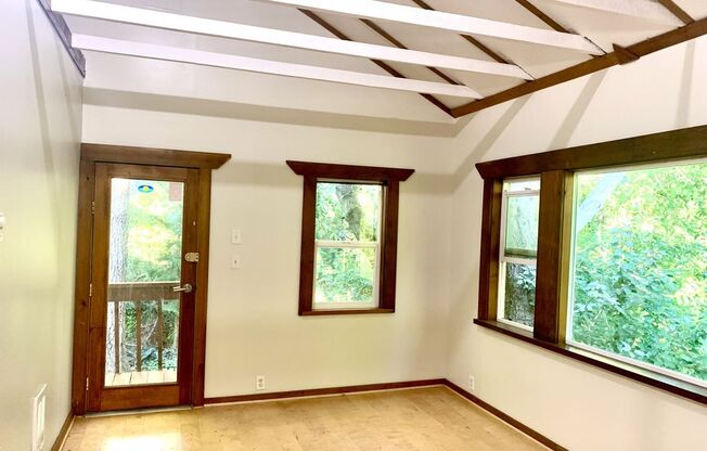 Super Cute Studio on Capitol Highway!