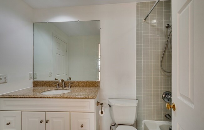 2 beds, 1 bath, 940 sqft, $2,500, Unit 317