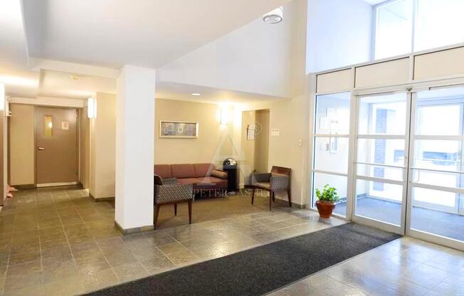 2 beds, 1 bath, $3,059, Unit 1