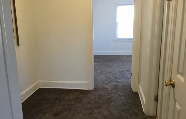 3 beds, 1 bath, $1,395