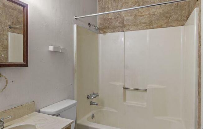 2232 Woodstock Avenue