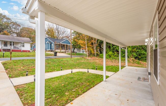 4Bd/ 2Bath Ranch Style home mins from Downtown Burlington