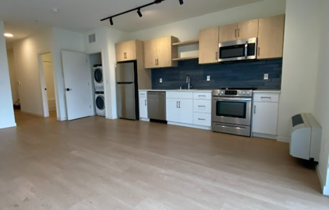Studio, 1 bath, 588 sqft, $1,289, Unit 507