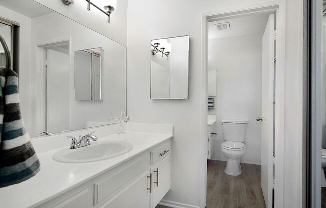 2 beds, 1.5 baths, 1,110 sqft, $2,895, Unit Unit 006