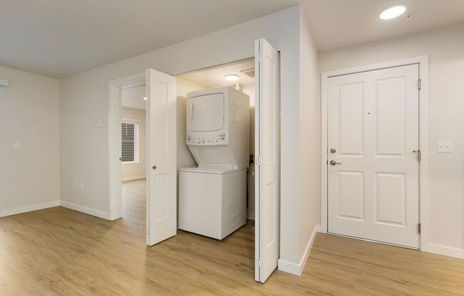 1 bed, 1 bath, 593 sqft, $1,895, Unit 403