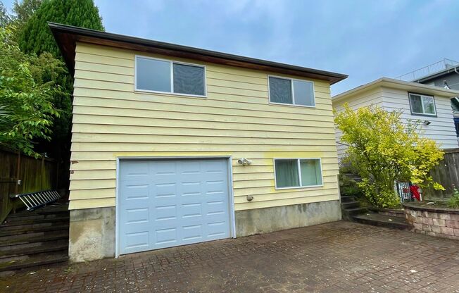 Three Bedroom Home in Whittier Heights!