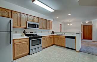 Arbor Ridge Kitchen View, Dean Weidner Real Estate Apartments for rent Milwaukee, WI