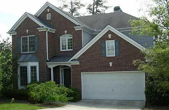 158 VININGS LK CT SW