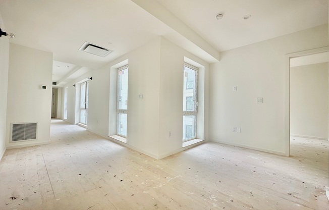 457 W 150 ST