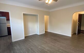 Studio, 1 bath, 460 sqft, $1,595, Unit 202