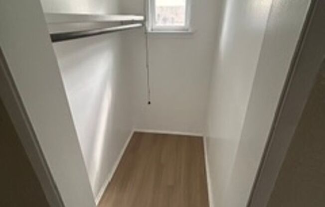 1 bed, 1 bath, $1,800, Unit 8112 Whitaker St.