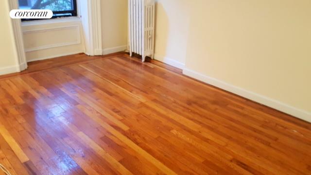 130 E 36 ST