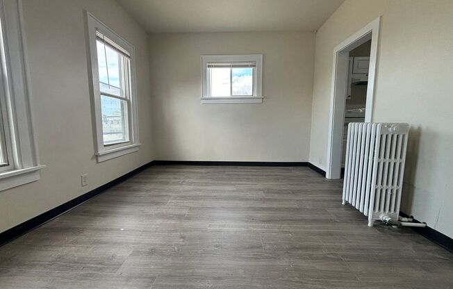 Studio, 1 bath, 479 sqft, $625, Unit Unit 7