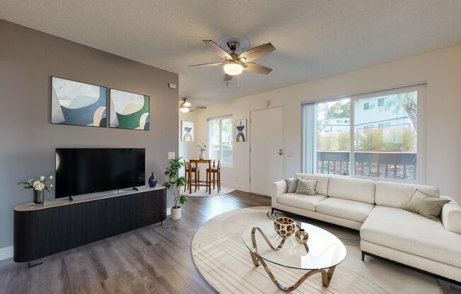 1 bed, 1 bath, 627 sqft, $2,195, Unit 3960-170